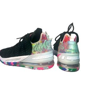 Nike leBron 18 basketball shoes
